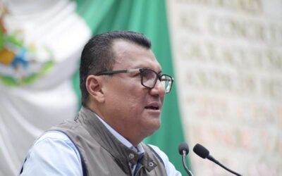 Reconoce Samuel Gurrión labor de enfermeras y enfermeros de Oaxaca