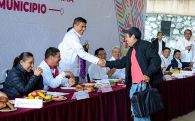 Con acciones de salud, seguridad y educación, atiende Gobierno de Oaxaca a San Andrés Paxtlán