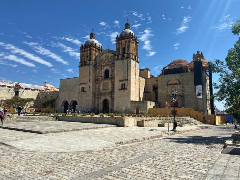 Con diálogo, retira Gobierno de Oaxaca a organizaciones del Centro Histórico