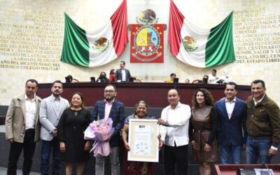 Reconoce Congreso a Abigail Mendoza por su destacada trayectoria en la cocina oaxaqueña