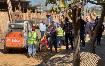 Rescatan a trabajadores tras introducirse en alcantarilla e inhalar gases tóxicos en obra de colonia Alemán