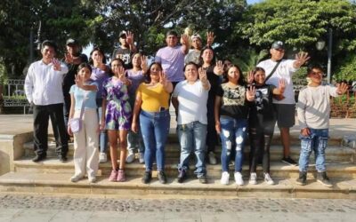 Jóvenes con Nino Morales