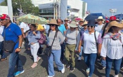 Sección 22 marcha en Salina Cruz