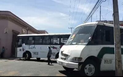 Undeci bloquea calles de la capital oaxaqueña