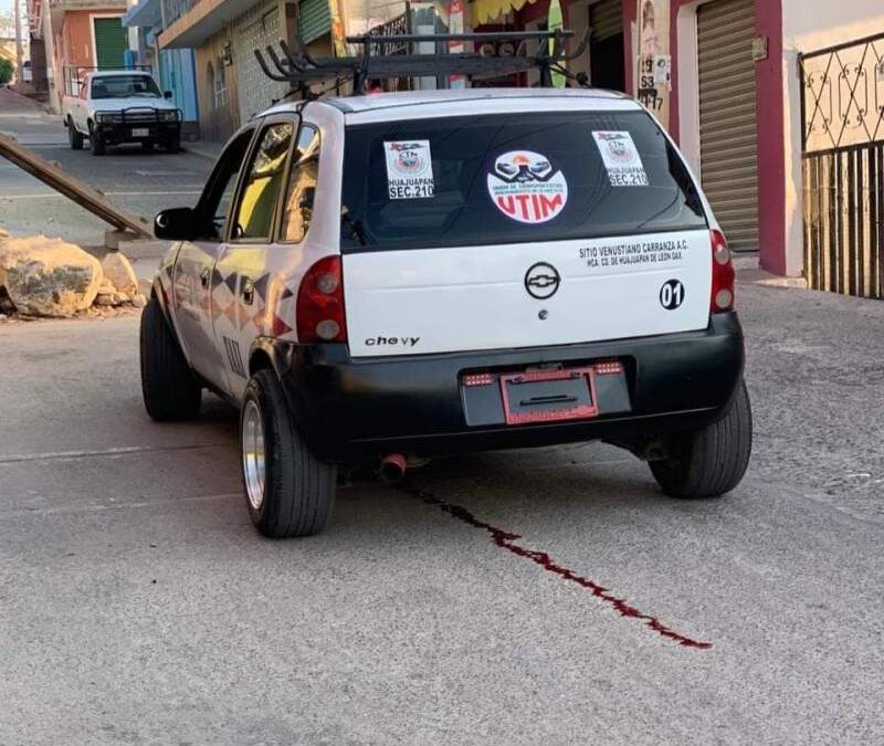 A balazos asesinan a un taxista en Huajuapan de León