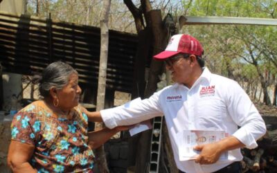 Proyectos productivos y gestiones permanentes, promete Juan Marcelino en San Dionisio del Mar