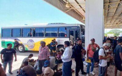 Revocarán concesiones e interpondrán multas a quien transporte migrantes en Oaxaca