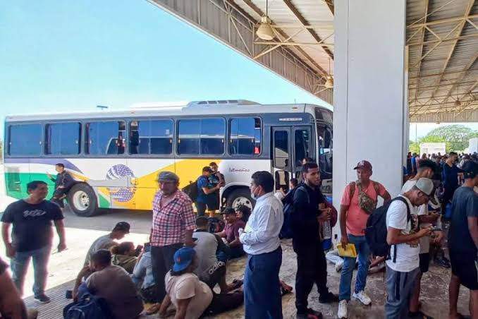 revocaran-concesiones-e-interpondran-multas-a-quien-transporte-migrantes-en-oaxaca-2