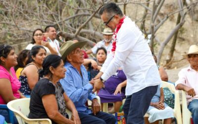 Claudia Sheinbaum y Carol reciben gran apoyo y respaldo en la zona mezcalera de Yautepec.