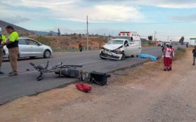 Muere motociclista tras ser impactado por camioneta sobre la carretera federal 190