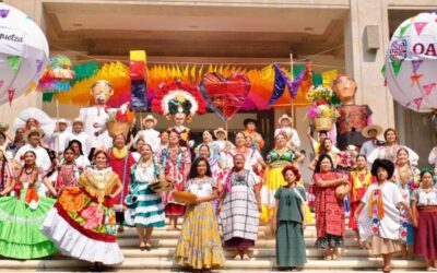 Presentan programa de la Guelaguetza 2024, en Ciudad de México