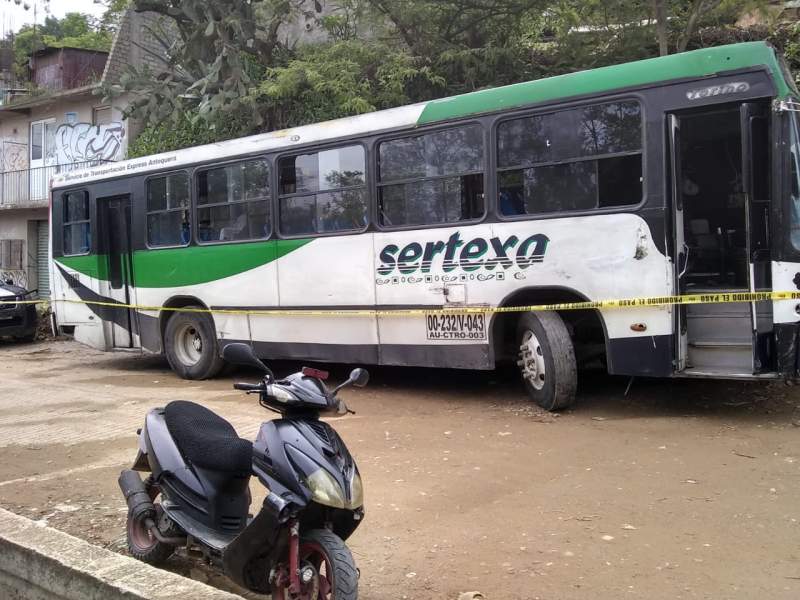 Chofer del transporte público se quita la vida en la capital oaxaqueña