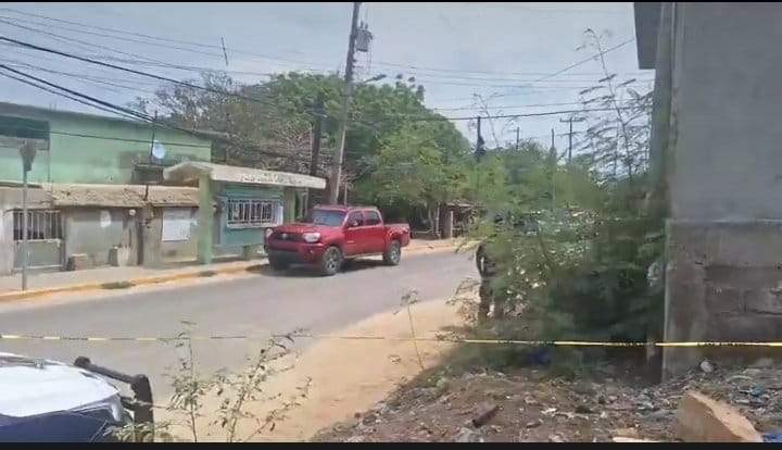 Hallan cadáveres en estado de descomposición al interior de centro botanero en Salina Cruz