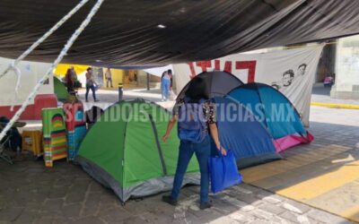 Tras 24 días, Sección 22 levanta plantón del Zócalo; el lunes, a clases