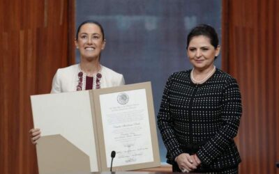 Claudia Sheinbaum recibe constancia como presidenta electa de México por parte del tribunal electoral