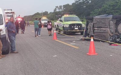 Exhortan manejar con precaución en el tramo Santiago Niltepec – La Blanca, tras accidente carretero