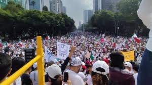 Así fue la marcha “En defensa del Poder Judicial” del Ángel de la Independencia al Senado