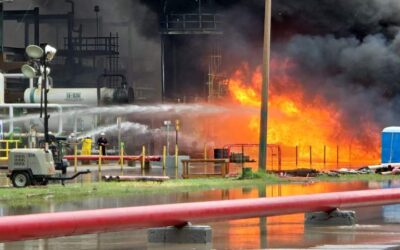 Confirman 2 fallecidos y 1 lesionado tras incendio en refinería de Salina Cruz