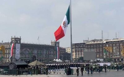 «Gracias por guiarnos, Comandante Supremo»: fuerzas armadas despiden a AMLO en su último desfile