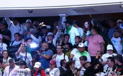 Votación de la reforma al Poder Judicial: Manifestantes ‘toman’ el Pleno del Senado y suspenden la sesión