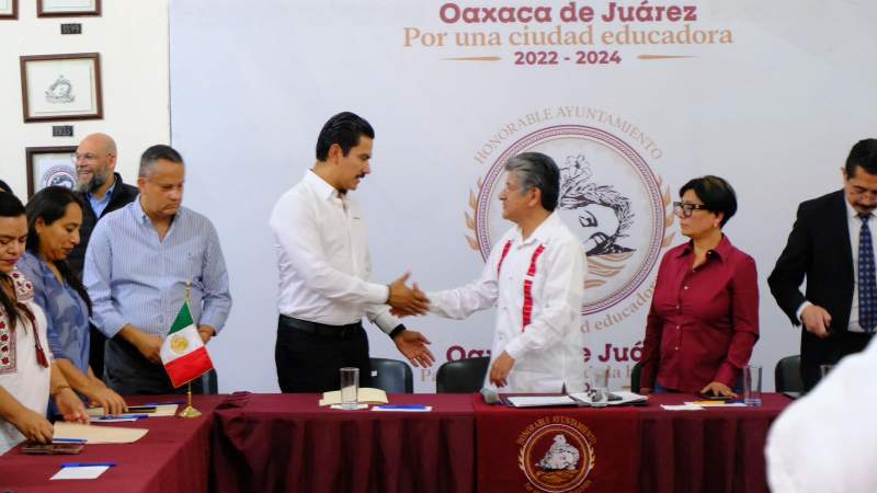 «Este proceso no es un simple trámite»: Ray Chagoya inicia la transición Municipal en Oaxaca de Juárez con un firme compromiso por la transparencia