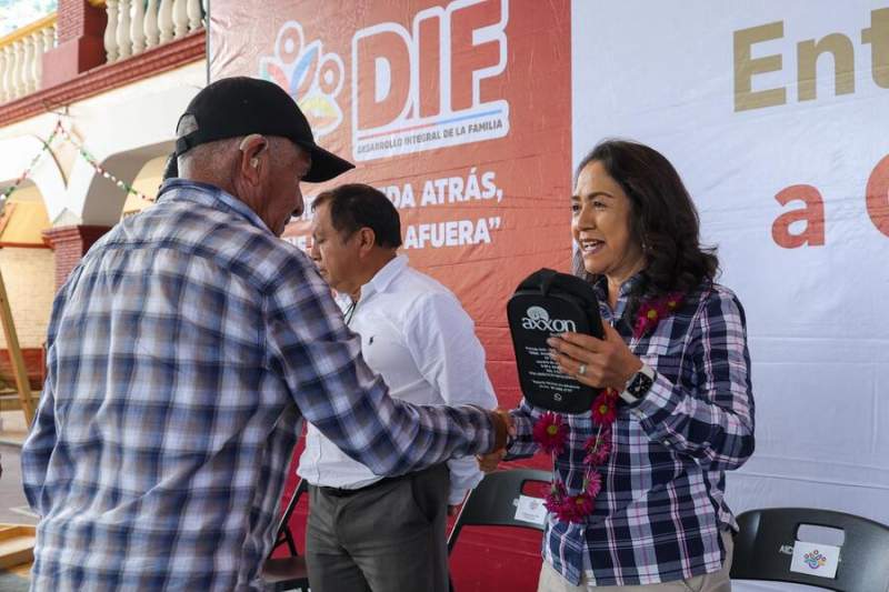 La entrega de Programas a Grupos Prioritarios llega a la Sierra de Juárez