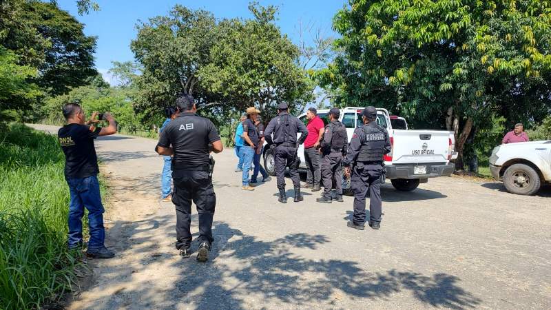 Refuerzan Gobierno Estatal y FGEO acciones de búsqueda de Sandra Estefana Domínguez y Alexander Hernández en San Juan Cotzocón