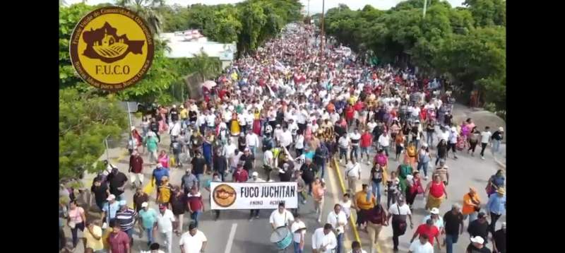 Celebra FUCO, con marcha multitudinaria, dos años de resultados del Gobernador Salomón Jara Cruz