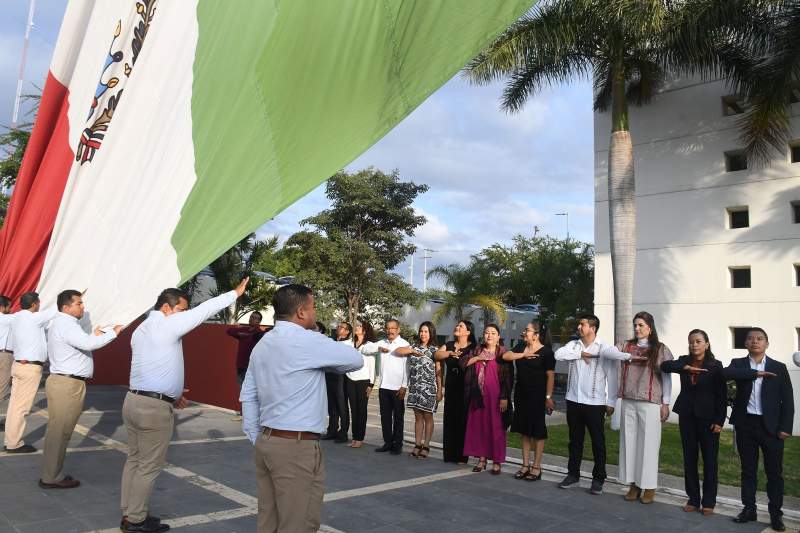 Congreso de Oaxaca conmemora aniversario de la Revolución Mexicana