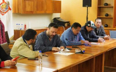 Acuerdan Gobierno de Oaxaca y STPEIDCEO instalación de 6 mesas para revisión, caso por caso, de mil 344 plazas suprimidas mediante decreto