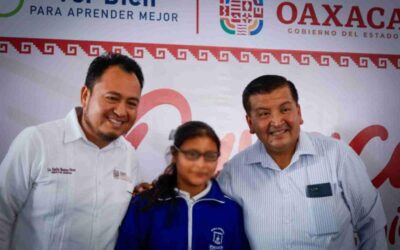 Reciben lentes graduados 565 estudiantes de nivel básico de los Valles Centrales