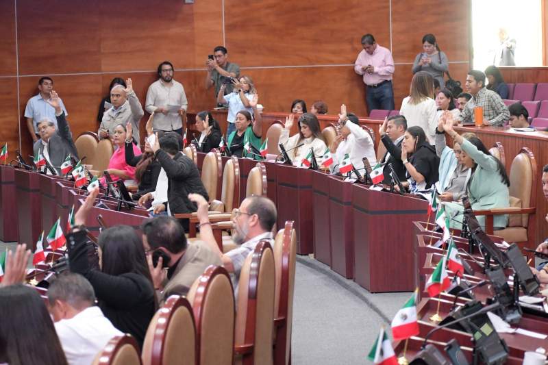 Avala LXVI legislatura exhortos para una movilidad segura para las mujeres y sobre beneficios en la renovación de placas en el Estado