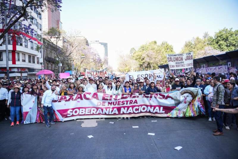 Diputados de Morena en Oaxaca dieron su respaldo a la Presidenta Claudia Sheinbaum en el Zócalo de la CDMX