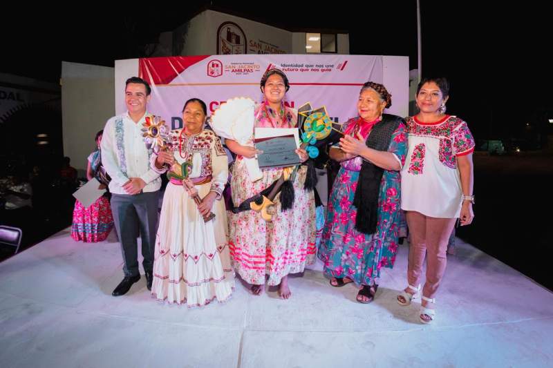 San Jacinto Amilpas celebra su identidad y cultura con el certamen Diosa Centéotl 2025