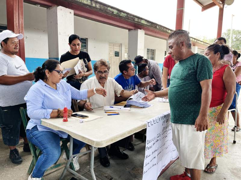 Gobierno de Juchitán apertura jornada electoral en La Ventosa