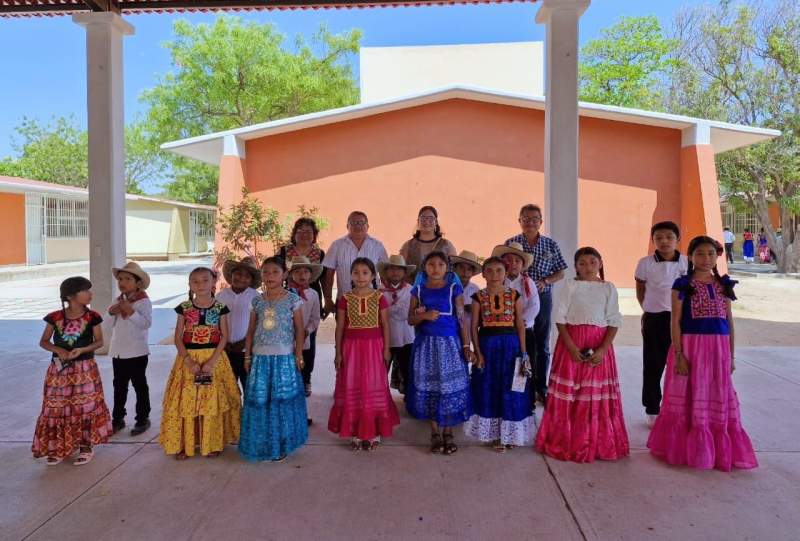 Clausuran Dirección de Cultura de Juchitán talleres de iniciación al baile de sones istmeños