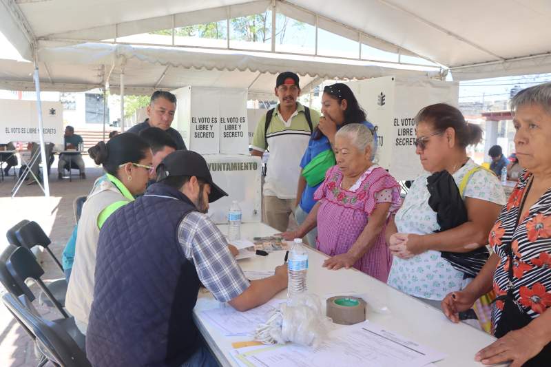 Impera el orden y civilidad en elección de agentes municipales de Oaxaca de Juárez