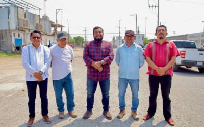 Miguel Quetu anuncia gestión para la rehabilitación integral del periférico de Juchitán