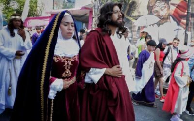 Fe y devoción permean actividades del Viernes Santo en Iztapalapa