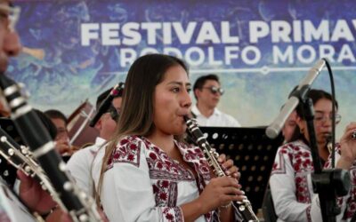 Inicia el Festival Primavera Rodolfo Morales con emotivo concierto en el Zócalo de Oaxaca