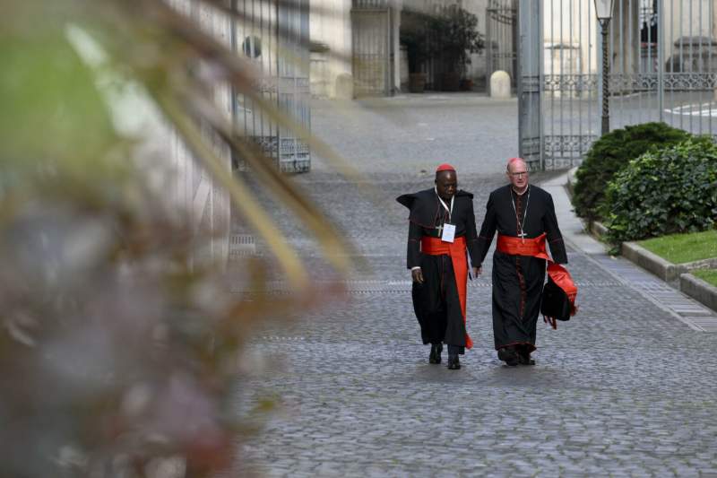 Cardenales se preparan «en armonía» para el cónclave a menos de una semana del inicio