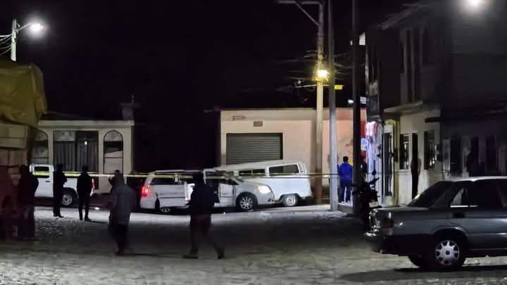 Fiscalía de Oaxaca, en operativo conjunto con SSPC, repelen ataque por secuestro y rescatan con vida a víctima, detienen a tres agresores, mientras que un elemento de la AEI pierde la vida en cumplimiento de su deber