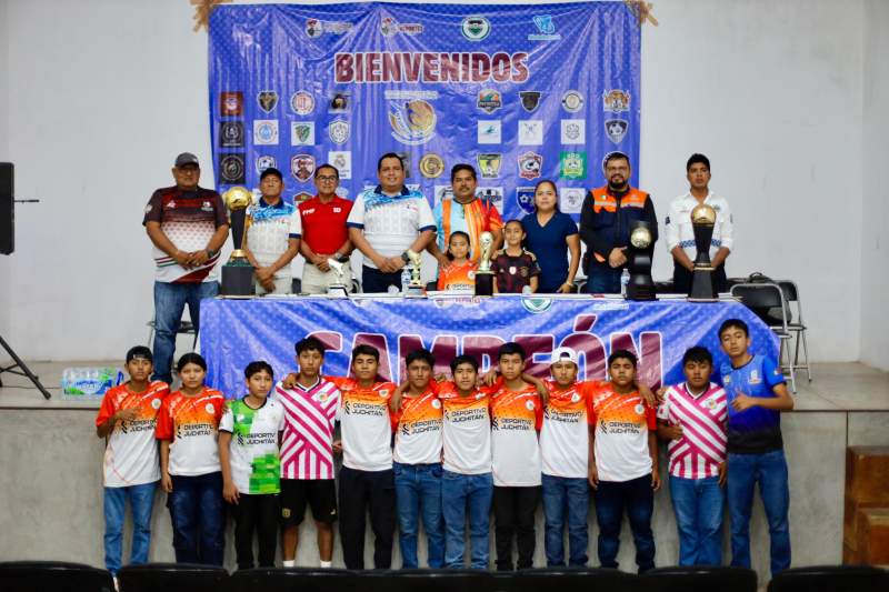 Gobierno Juchiteco y Club Deportivo Juchitán presentan la tercera edición de la copa «Juchitán 2025»