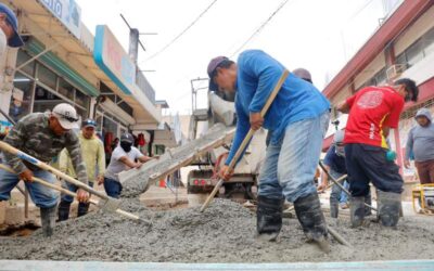 Miguel Sánchez supervisa obra de mejoramiento urbano en el centro de la ciudad