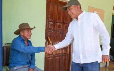 Nino Morales camina de la mano con pueblos de la Sierra Sur
