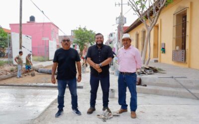 Supervisa Miguel Sánchez Altamirano avance de obra de drenaje sanitario en avenida Hidalgo
