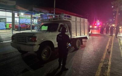 Aseguran vehículo que transportaba hidrocarburos en Juchitán