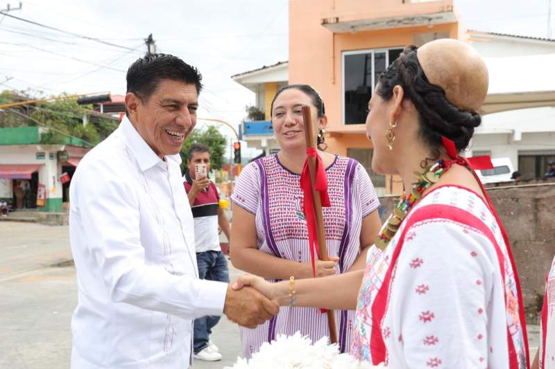 Con 52 mdp Salomón Jara fortalece el bienestar de Santa María Zacatepec