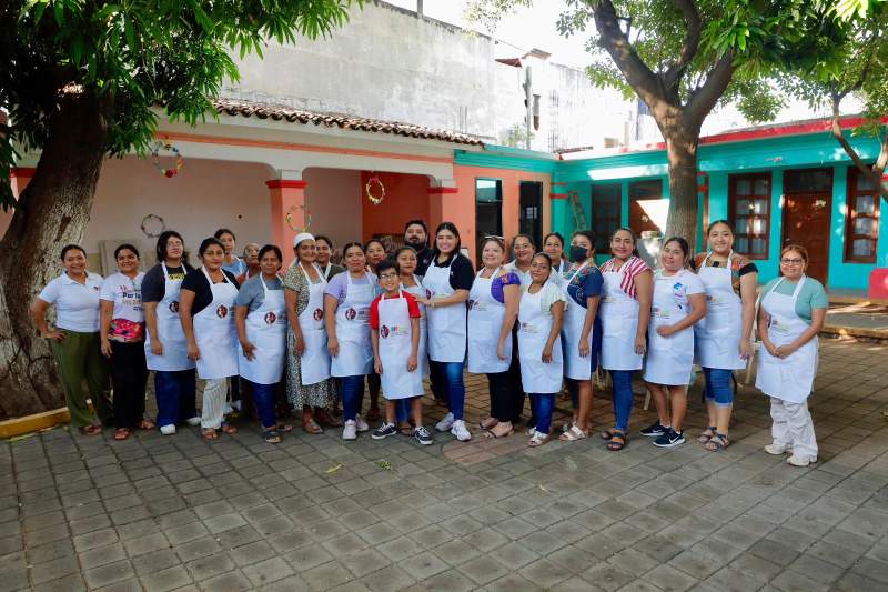 Con talleres productivos, el DIF Juchitán siembra oportunidades de autoempleo