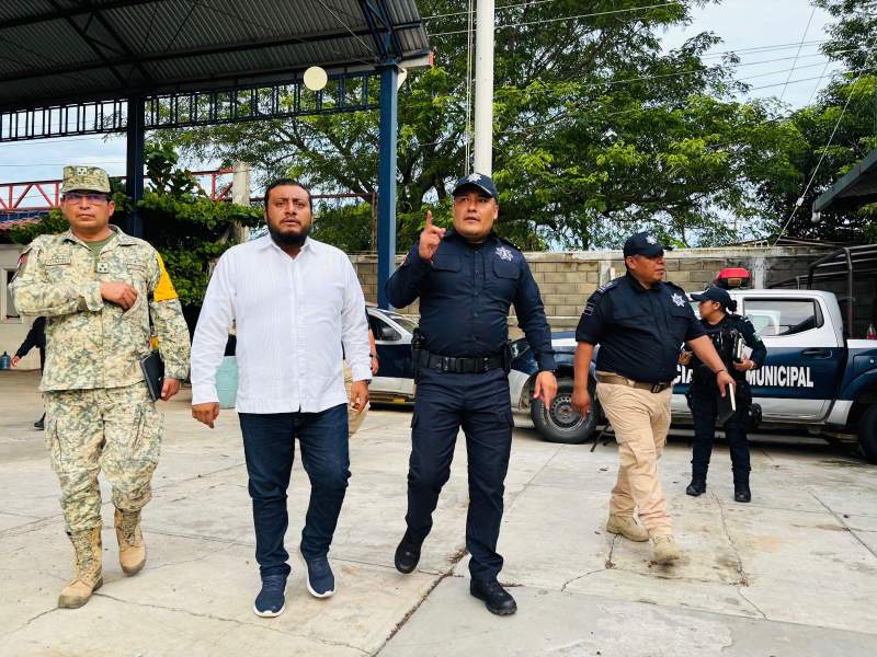 Consolidan gobiernos federal, estatal y municipal coordinación para garantizar la tranquilidad en Juchitán